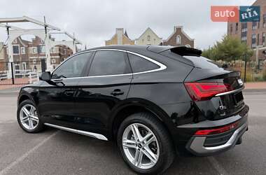 Внедорожник / Кроссовер Audi Q5 2021 в 
