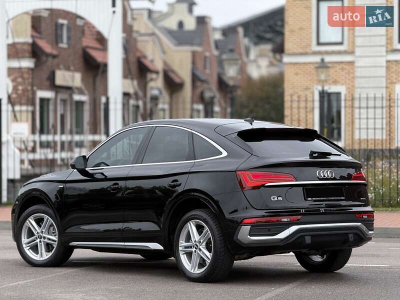 Внедорожник / Кроссовер Audi Q5 2021 в Киеве фото 14 Внедорожник / Кроссовер Audi Q5 2021 в Киеве