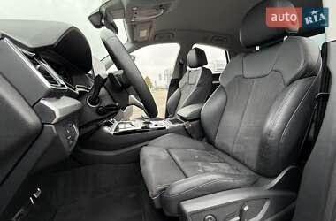 Внедорожник / Кроссовер Audi Q5 2021 в 