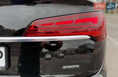 Внедорожник / Кроссовер Audi Q5 2021 в 