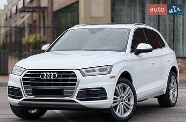 Позашляховик / Кросовер Audi Q5 2018 в Києві