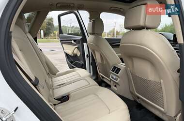 Внедорожник / Кроссовер Audi Q5 2018 в 