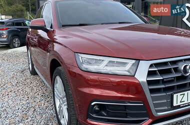 Внедорожник / Кроссовер Audi Q5 2018 в 