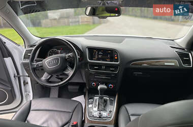 Внедорожник / Кроссовер Audi Q5 2016 в 