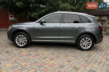 Внедорожник / Кроссовер Audi Q5 2013 в 
