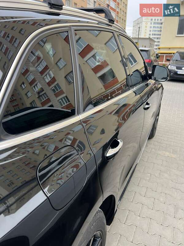 Позашляховик / Кросовер Audi Q5 2015 в Києві