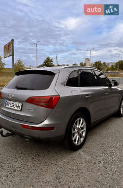 Внедорожник / Кроссовер Audi Q5 2009 в 