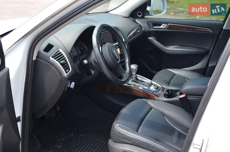 Внедорожник / Кроссовер Audi Q5 2015 в Виннице