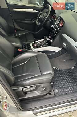 Внедорожник / Кроссовер Audi Q5 2012 в 