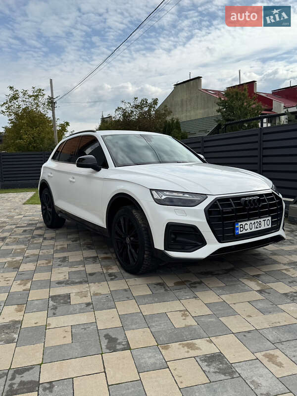 Внедорожник / Кроссовер Audi Q5 2021 в Львове