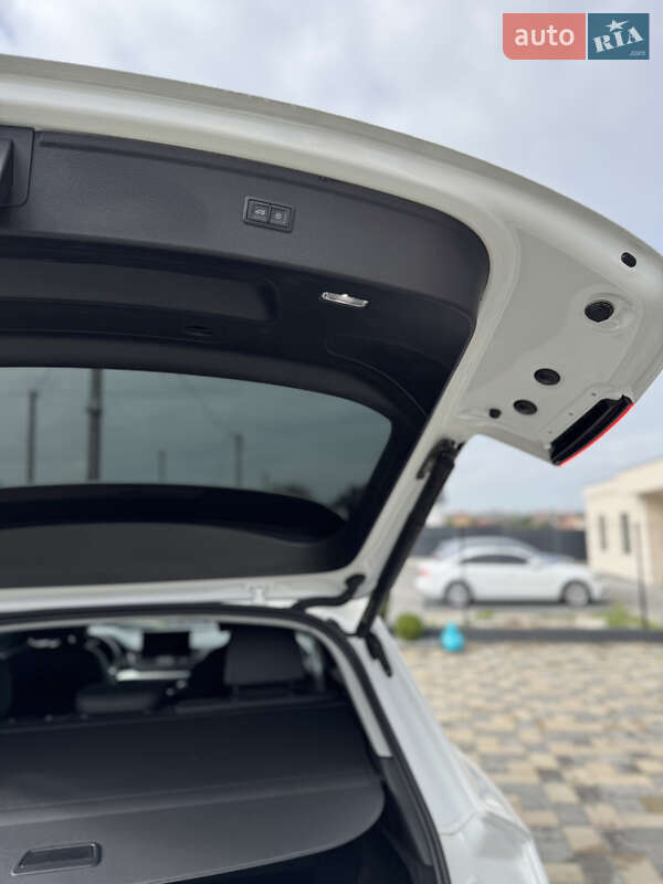 Внедорожник / Кроссовер Audi Q5 2021 в Львове