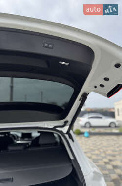 Внедорожник / Кроссовер Audi Q5 2021 в 