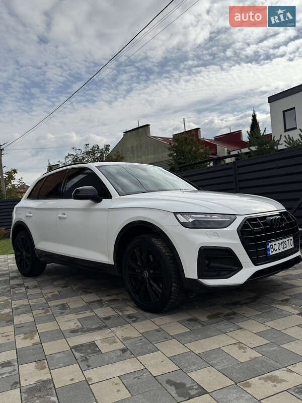 Внедорожник / Кроссовер Audi Q5 2021 в Львове