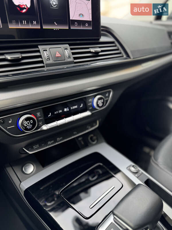 Внедорожник / Кроссовер Audi Q5 2021 в Львове