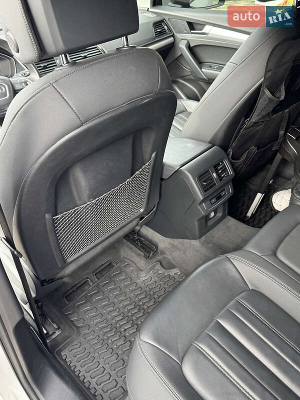 Внедорожник / Кроссовер Audi Q5 2021 в Львове