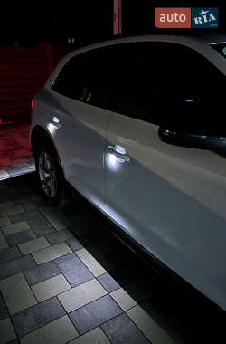 Внедорожник / Кроссовер Audi Q5 2021 в 