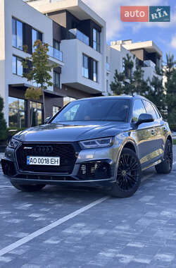 Внедорожник / Кроссовер Audi Q5 2018 в Ужгороде