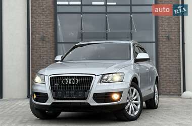 Внедорожник / Кроссовер Audi Q5 2010 в Тернополе