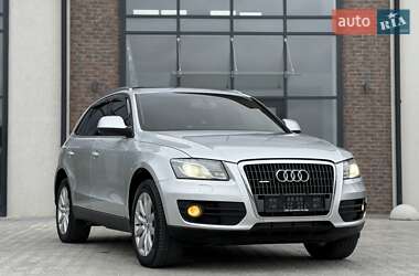 Внедорожник / Кроссовер Audi Q5 2010 в 