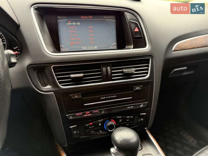 Внедорожник / Кроссовер Audi Q5 2010 в Тернополе