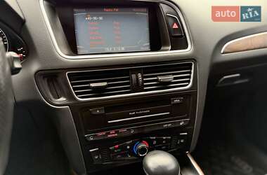 Внедорожник / Кроссовер Audi Q5 2010 в 