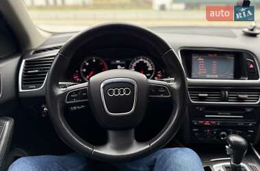Внедорожник / Кроссовер Audi Q5 2010 в 