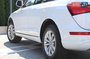 Внедорожник / Кроссовер Audi Q5 2015 в 