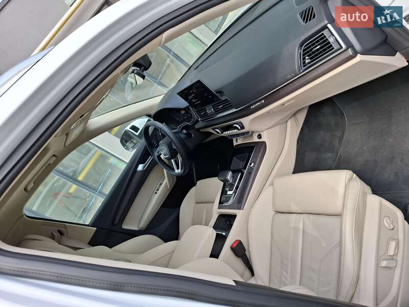 Внедорожник / Кроссовер Audi Q5 2021 в Львове фото 11 Внедорожник / Кроссовер Audi Q5 2021 в Львове