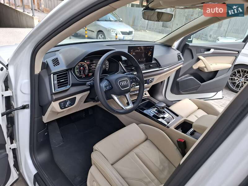 Внедорожник / Кроссовер Audi Q5 2021 в Львове фото 15 Внедорожник / Кроссовер Audi Q5 2021 в Львове