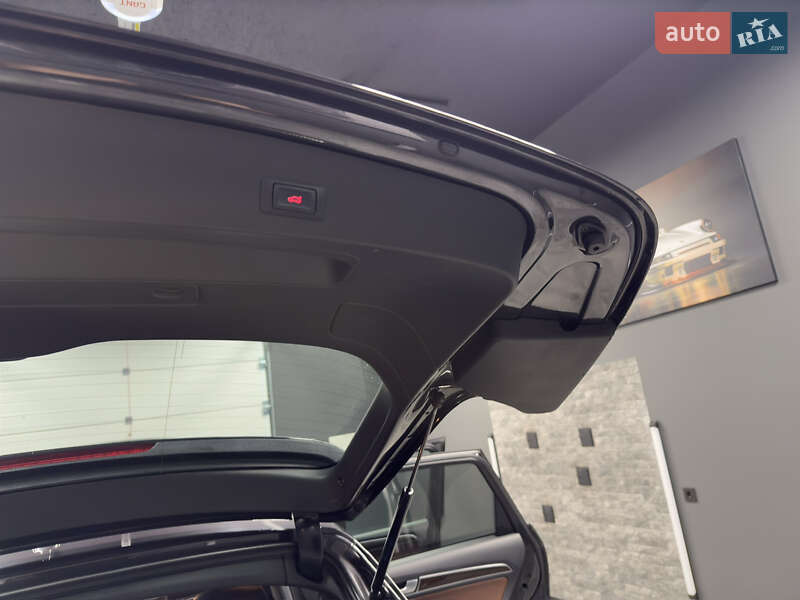 Позашляховик / Кросовер Audi Q5 2014 в Вараші