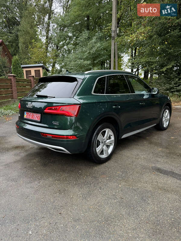 Внедорожник / Кроссовер Audi Q5 2017 в Ивано-Франковске
