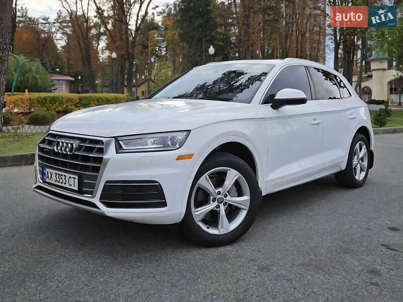 Позашляховик / Кросовер Audi Q5 2017 в Києві