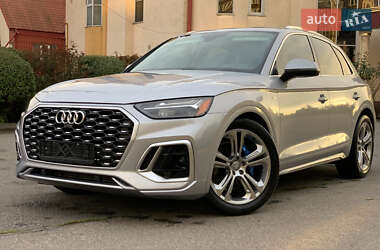 Внедорожник / Кроссовер Audi Q5 2021 в 