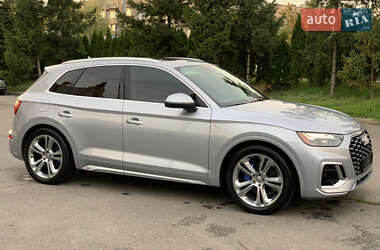 Внедорожник / Кроссовер Audi Q5 2021 в 