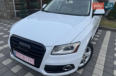 Внедорожник / Кроссовер Audi Q5 2016 в 