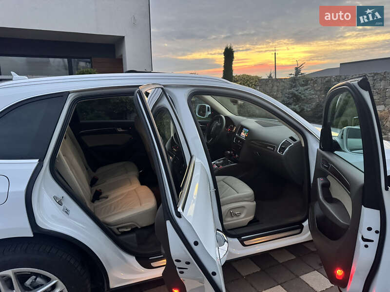 Позашляховик / Кросовер Audi Q5 2016 в Стрию