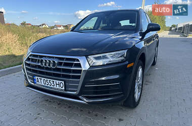 Внедорожник / Кроссовер Audi Q5 2019 в 