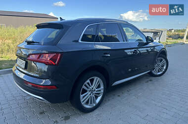 Внедорожник / Кроссовер Audi Q5 2019 в 