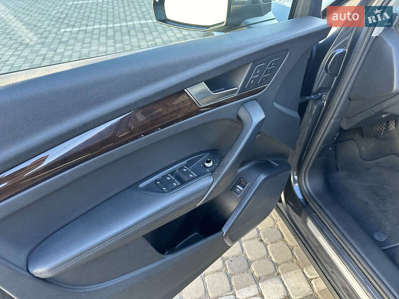 Позашляховик / Кросовер Audi Q5 2019 в Івано-Франківську фото 44 Позашляховик / Кросовер Audi Q5 2019 в Івано-Франківську
