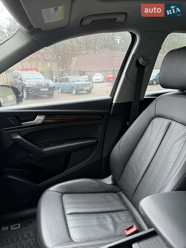 Позашляховик / Кросовер Audi Q5 2019 в Києві