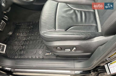 Позашляховик / Кросовер Audi Q5 2016 в 
