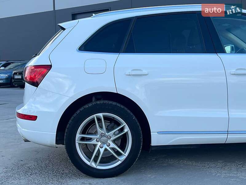 Внедорожник / Кроссовер Audi Q5 2013 в Львове