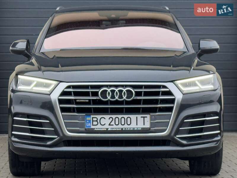 Внедорожник / Кроссовер Audi Q5 2017 в Стрые
