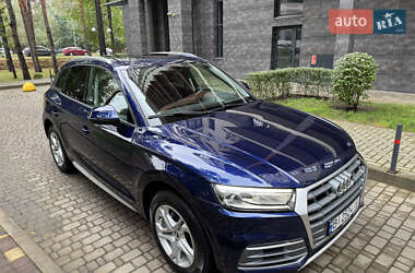 Внедорожник / Кроссовер Audi Q5 2018 в Киеве
