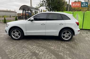 Внедорожник / Кроссовер Audi Q5 2015 в 