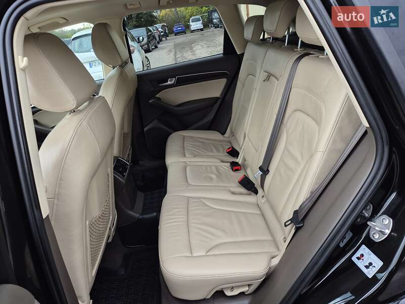 Внедорожник / Кроссовер Audi Q5 2015 в Бердичеве