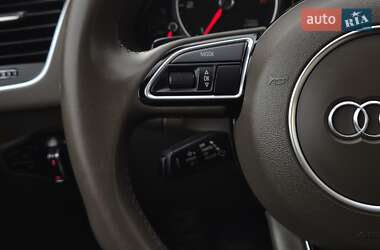 Позашляховик / Кросовер Audi Q5 2015 в 