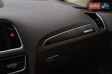 Позашляховик / Кросовер Audi Q5 2015 в 