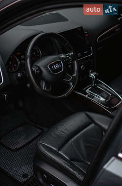 Внедорожник / Кроссовер Audi Q5 2012 в 