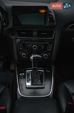 Внедорожник / Кроссовер Audi Q5 2012 в 
